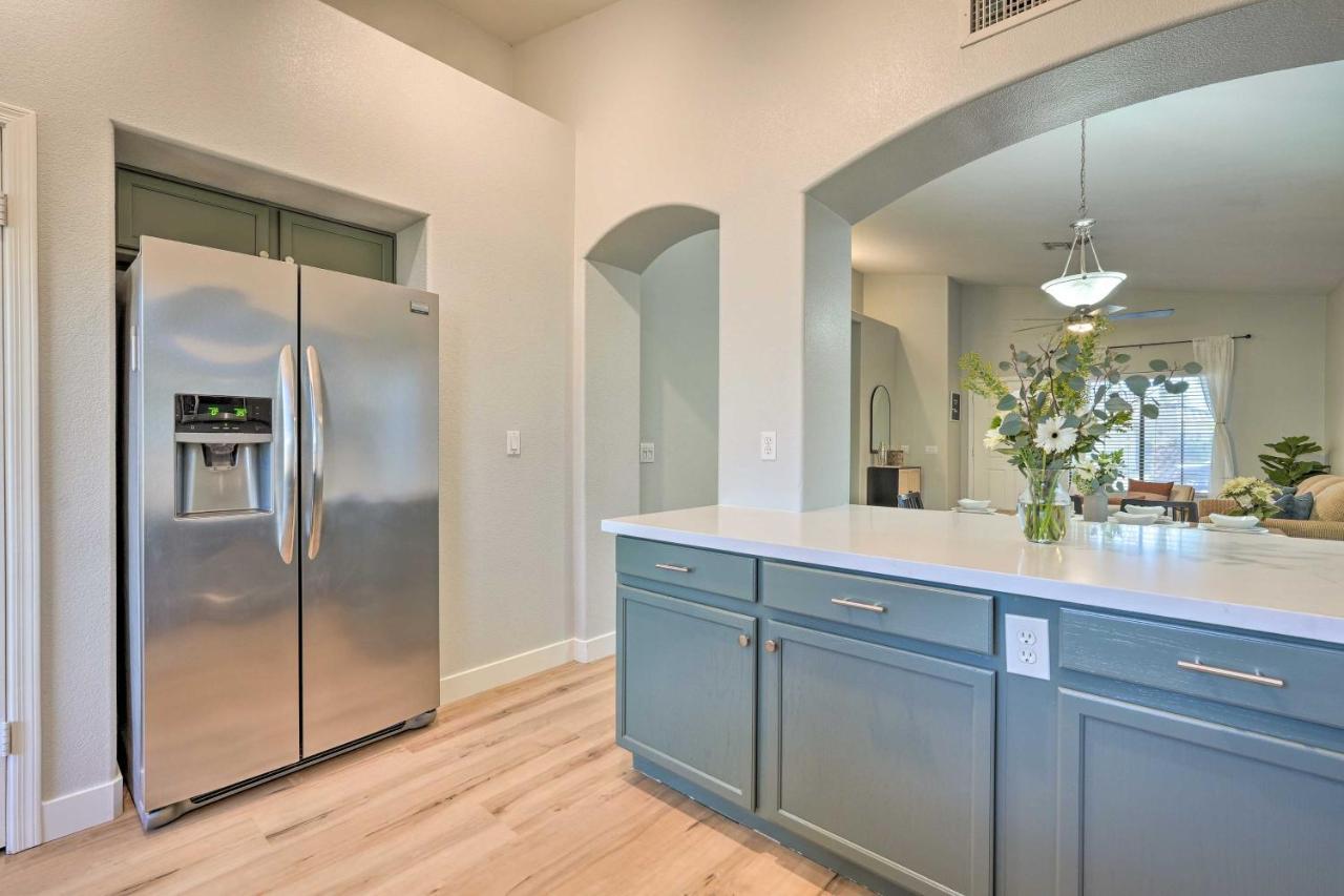 Sunlit Peoria Vacation Rental With Private Yard エクステリア 写真